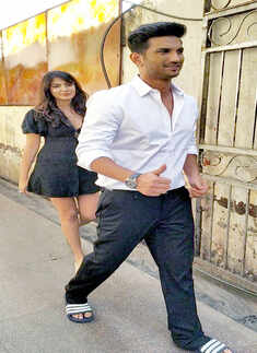 New pictures of Sushant Singh Rajput and Rhea Chakraborty go viral&hellip;