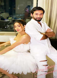 New pictures of Janhvi Kapoor chilling with her BFF go viral&hellip;