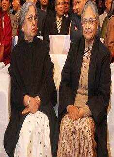 Play 'Gandhi Tum Zinda Ho' 