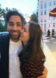 This romantic picture of Evelyn Sharma with fiance goes viral...