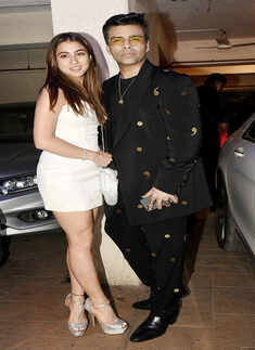 Inside pictures: Ranbir, Alia, Sara, Karan Johar and other B'wood stars have fun at Kareena Kapoor's Christmas party