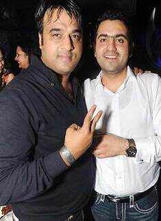 Edward Maya's live performance