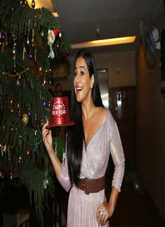 Vidya Balan stuns in shimmery gown at her 41st birthday party