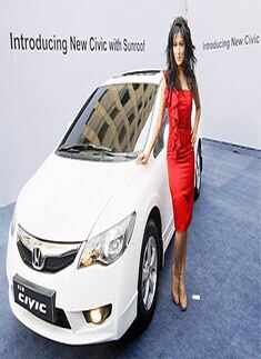 Honda launches Civic with sunroof