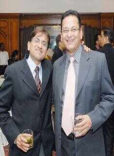 SFS school's reuninon party