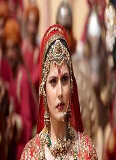 B'wood divas' warring ways!