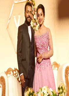 Celebs grace the wedding reception of Vishnu Unnikrishnan and Aishwarya