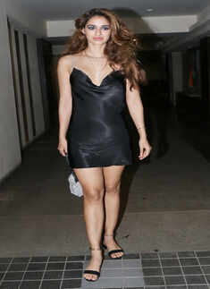 Disha Patani turns heads in a short black dress at Kunal Kemmu&rsquo;s dinner party