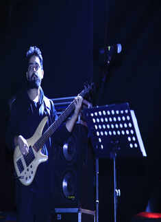 Music lovers have a gala time at the classic rock and jazz gig