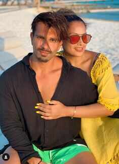 Bipasha Basu and Karan Singh Grover's holiday pictures from Maldives go viral