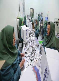  These pictures show how coronavirus epidemic engulfs Iran