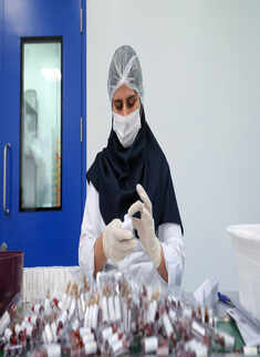 These pictures show how coronavirus epidemic engulfs Iran