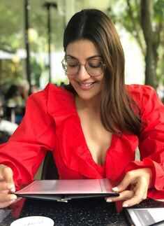 Viral pictures of actress Kajal Aggarwal enjoying in a pool