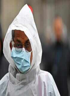 UK shuts down social life amid coronavirus