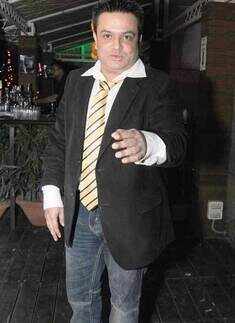 Jolly's Pre-Valentine Day bash