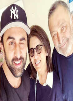 Neetu Kapoor thanks Ambani family, doctors & nurses, who helped on Rishi Kapoor&rsquo;s treatment