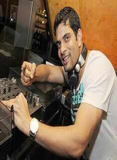 Party at Smoke House Grill