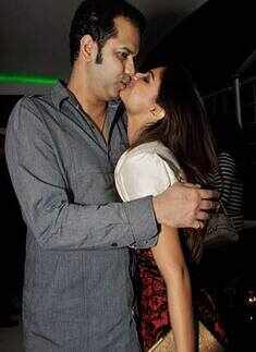 DJ Unconventional Science