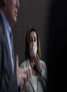 In pics: Coronavirus death toll in America surpasses 1 lakh 