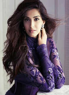 Sonam Kapoor pictures