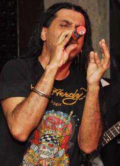 Apache Indian performs