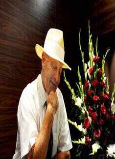 Geoffrey @ store launch