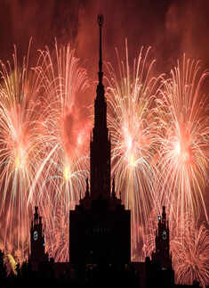 These awe-inspiring pictures show how Russia celebrated Victory Day 