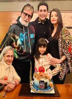 Amitabh Bachchan returns home after testing negative; feels sad that Abhishek has to remain in medical care