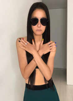 Meet 71-year-old American Fashion Designer Vera Wang