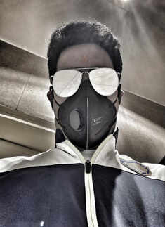 "Come On Bachchan, You Can Do It", wrote Abhishek Bachchan as he battles COVID-19 at the hospital