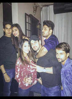 Pictures of Sooraj Pancholi and Disha Salian go viral; actor calls it fake