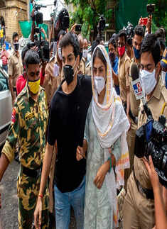 Rhea Chakraborty pictures