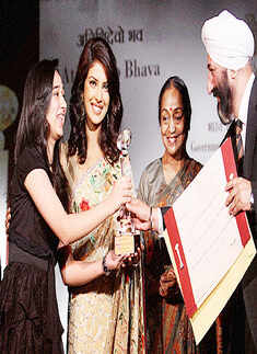 Priyanka at National Tourism Awards
