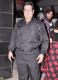 Dilip Datar's b'day party