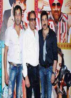 Success party: 'Yamla Pagla Deewana'
