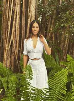 Yuvraj Singh trolls his ex Kim Sharma for sharing a throwback bikini picture