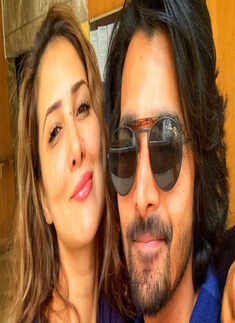 Romantic pictures of Kim Sharma and former beau Harvardhan Rane30/10/2020GeetikaCelebsBollywood