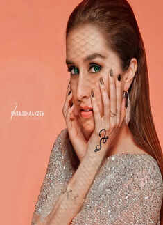 Hilarious memes of Shraddha Kapoor after she signed Naagin trilogy