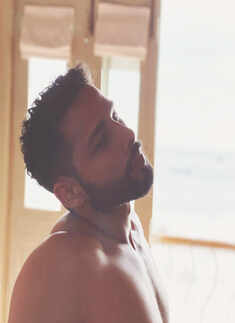 &lsquo;Gully Boy&rsquo; actor Siddhant Chaturvedi sets the temperature soaring with his beach vacay pics