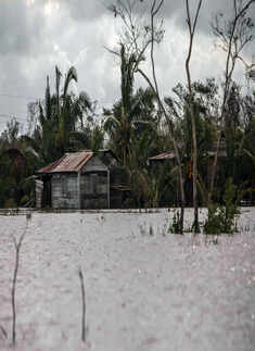 Hurricane Iota lashes Central America, death toll rises amid rescue efforts