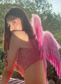 Divya Khosla Kumar rings in her birthday with John Abraham & others on the sets of &lsquo;Satyameva Jayate 2&rsquo;