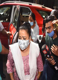 After raid, pictures of comedian Bharti Singh and her hubby from NCB office go viral...