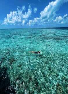 Sonakshi Sinha&rsquo;s Maldives vacation pictures may give you major FOMO!