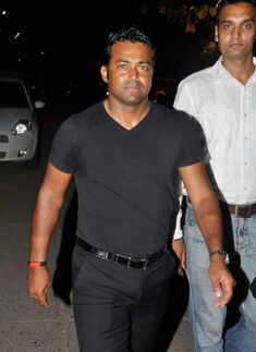 Celebs grace PFMI '11 finale