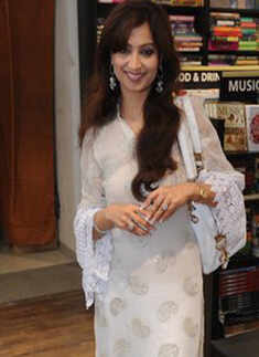 Book reading: 'The curse of the broken step'