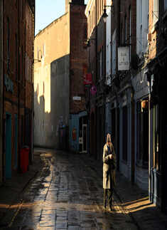 Coronavirus: Britain returns to lockdown