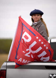 Donald Trump visits Texas border