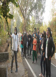 Nagpur&rsquo;s nature lovers attended a Tree Walk session at Ajni Vann