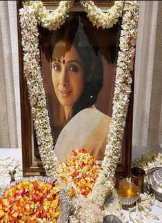 Sridevi's 3rd Death Anniversary: Boney Kapoor & daughters Janhvi Kapoor and Khushi Kapoor perform puja