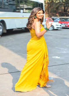 Super Dancer Chapter 4: On the sets